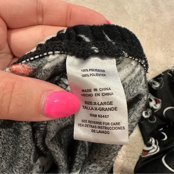 disney mickey mouse pajamas set size extra large women’s - Picture 2 of 2